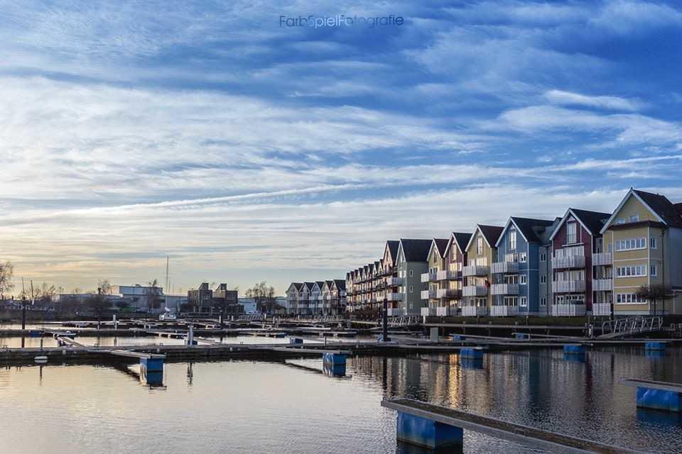 Ferienwohnungen Am Yachthafen جرايفسفالد المظهر الخارجي الصورة